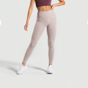 Gymshark Dreamy Leggings Size Small